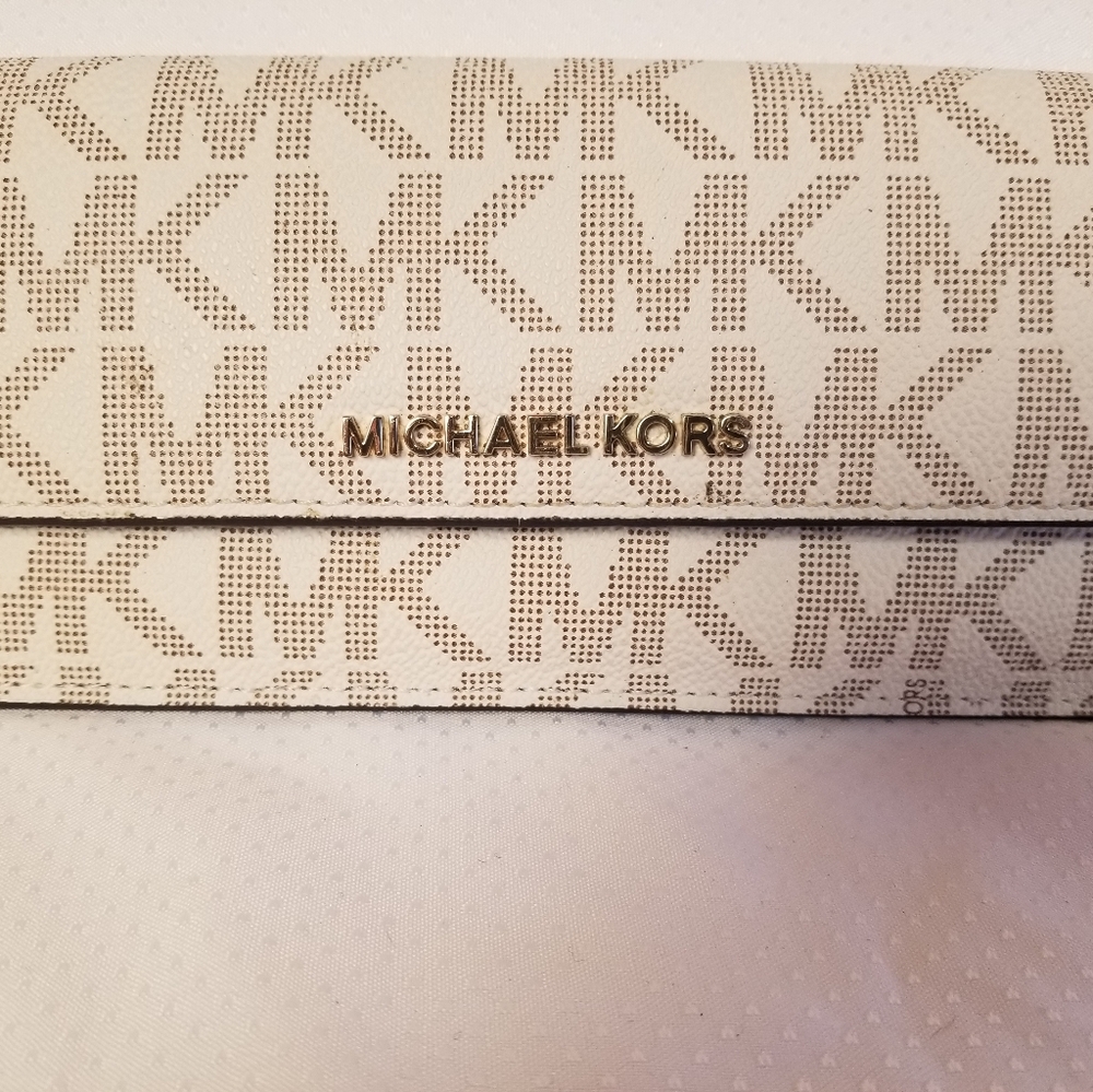 No Longer Available - Picture 2 of 6